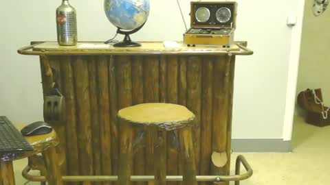 Snapshot of francky34300 chatting on December 16, 5:27 am yogapants online show from December 16, 5:27 am