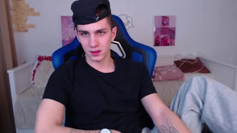 Frank online show from January 7, 5:13 am