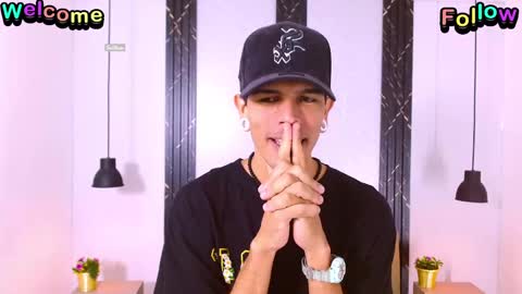 Franvill trato online show from September 24, 7:34 pm