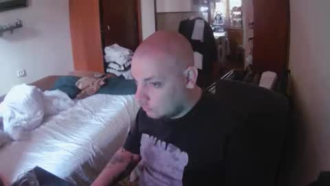 freak_azoid online show from June 6, 9:48 am