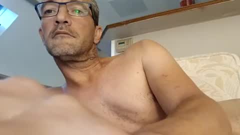 fred77720 online show from July 1, 7:58 pm