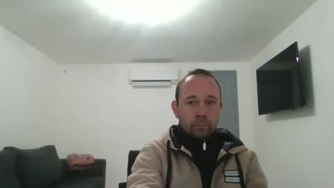 Snapshot of fredodu41 chatting on January 18, 9:02 am fredodu41 online show from January 18, 9:02 am