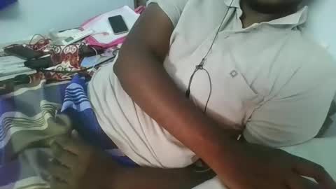 freeforyoubby online show from October 10, 7:51 pm