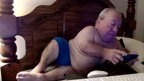 Cute Lil Man online show from October 1, 5:11 am