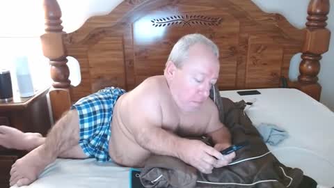 Cute Lil Man online show from January 7, 7:22 am