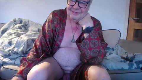 freespirt59 online show from December 23, 8:44 am