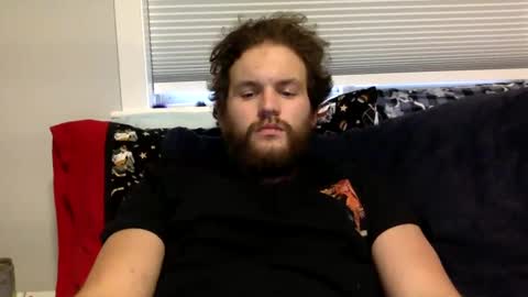 freeuse27 online show from December 12, 10:42 pm