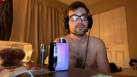 freezeskiii online show from September 12, 1:49 am