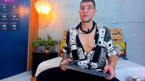 Xavier online show from January 12, 1:21 am