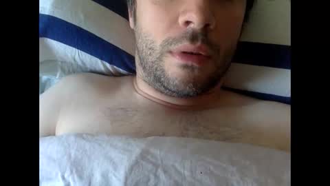 frenchy_from_paris online show from May 1, 9:12 am