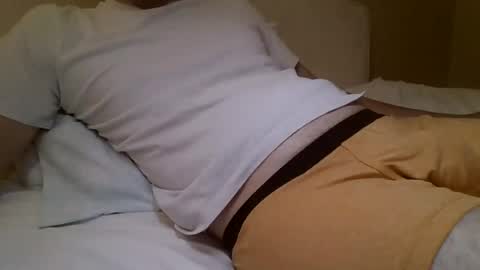 friendly_frank_18 online show from July 20, 8:43 pm