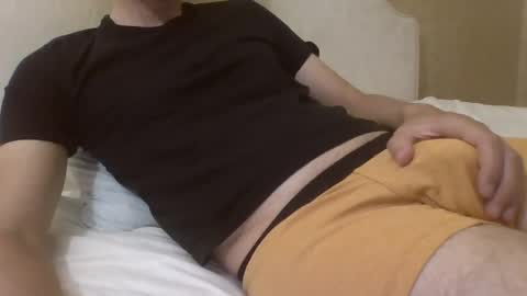 friendly_frank_18 online show from July 14, 12:56 am