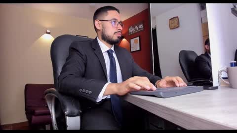 SERGIO THE SEX LAWYER online show from February 20, 3:58 am