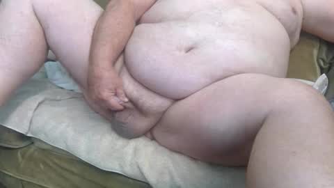 Snapshot of funlovinchub chatting on December 18, 8:25 pm funlovinchub online show from December 18, 8:25 pm