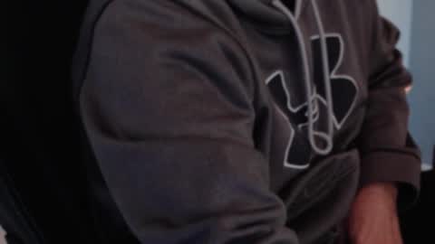 Snapshot of funnyme1234 chatting on October 15, 5:09 pm jerry online show from October 15, 5:09 pm