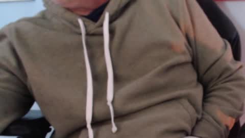 Snapshot of funnyme1234 chatting on January 14, 6:17 pm jerry online show from January 14, 6:17 pm