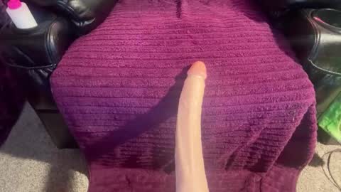 funwithtoyz online show from December 15, 11:01 am