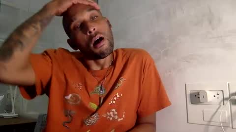 fvvkboyy online show from April 7, 9:04 pm