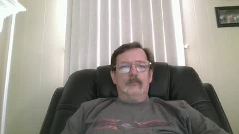 fxson8 online show from March 21, 5:39 pm