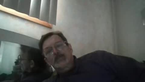 Snapshot of fxson8 chatting on February 13, 1:05 pm fxson8 online show from February 13, 1:05 pm