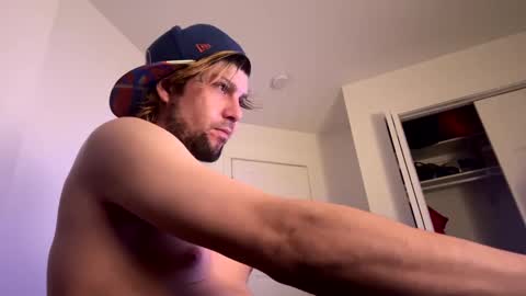 yeeah online show from February 19, 7:17 am