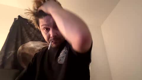 yeeah online show from December 16, 6:32 am