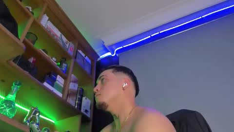 Snapshot of gael_williams3 chatting on September 16, 3:18 am gael_williams3 online show from September 16, 3:18 am