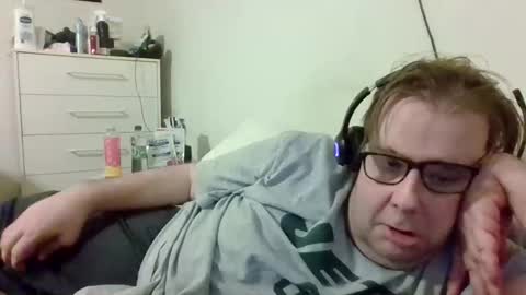 Gary online show from October 28, 3:42 am