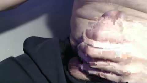 gatinhow82 online show from April 6, 1:01 pm