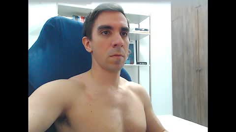 gatosarado23 online show from December 15, 4:53 am