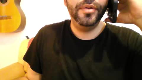 Snapshot of geeklatin88 chatting on October 20, 10:02 pm geeklatin88 online show from October 20, 10:02 pm