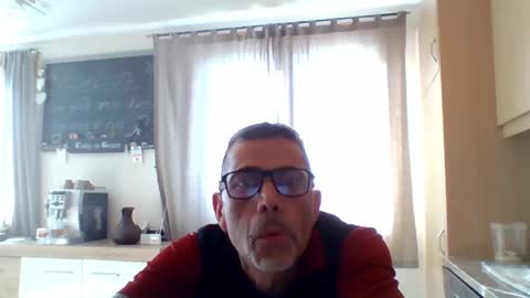 Gen online show from April 21, 7:03 am