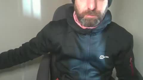 Snapshot of geon2xx chatting on February 16, 10:10 am Geon online show from February 16, 10:10 am