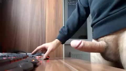 george150473 online show from October 22, 9:02 am