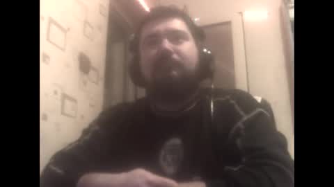 Snapshot of george84xxx chatting on December 19, 9:06 pm GeOOXXX online show from December 19, 9:06 pm