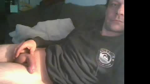 German33FFM1 online show from April 16, 3:39 am