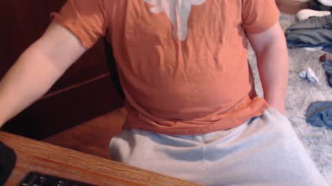 Snapshot of gethoggy chatting on December 28, 4:41 pm gethoggy online show from December 28, 4:41 pm