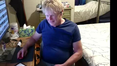 Gethyn online show from October 12, 2:27 am