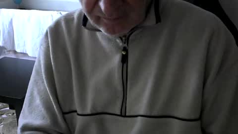 Snapshot of gh1952ma chatting on March 6, 8:41 am Gisse online show from March 6, 8:41 am