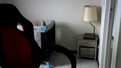 Snapshot of gh1952ma chatting on December 5, 9:17 am Gisse online show from December 5, 9:17 am