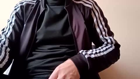 ghidorah_1973 online show from January 8, 11:15 am