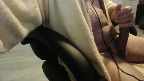 ghostatitude online show from December 5, 7:27 am