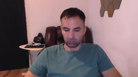 Snapshot of gianni_lion chatting on October 13, 2:12 pm Gianni online show from October 13, 2:12 pm