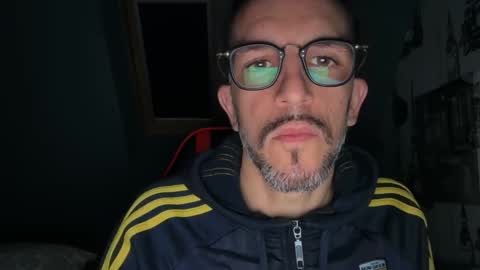 Gigi online show from December 15, 4:53 am