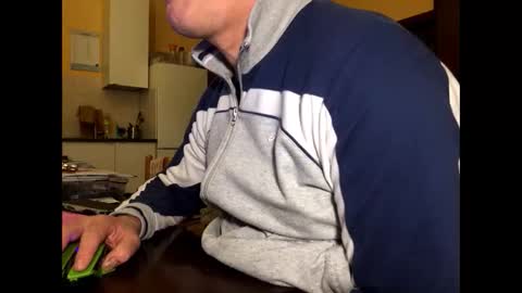 giovanni_1964 online show from January 18, 4:47 am