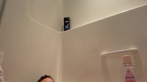 Snapshot of girthylax51 chatting on December 10, 2:02 am BIG K online show from December 10, 2:02 am