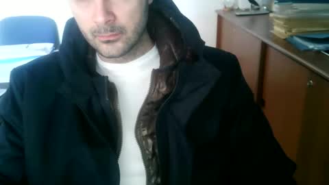 giuseppevai1 online show from February 2, 11:29 am