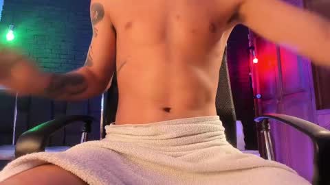 HUAN online show from February 24, 6:04 pm