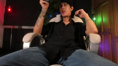 HUAN online show from January 27, 4:41 am