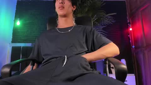 HUAN online show from February 23, 5:06 am